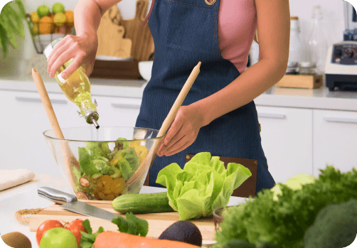 lunch-in-family-salad